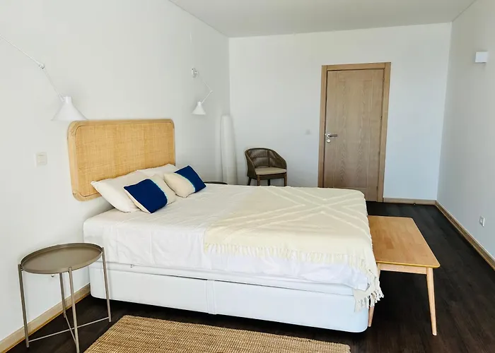 California Front 公寓 *