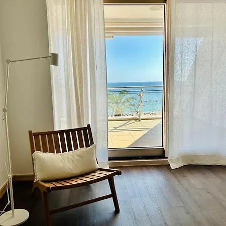 Califórnia Front Apartamento *