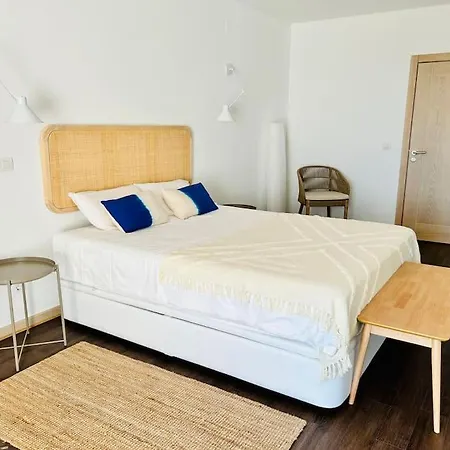 California Front Apartman Sesimbra