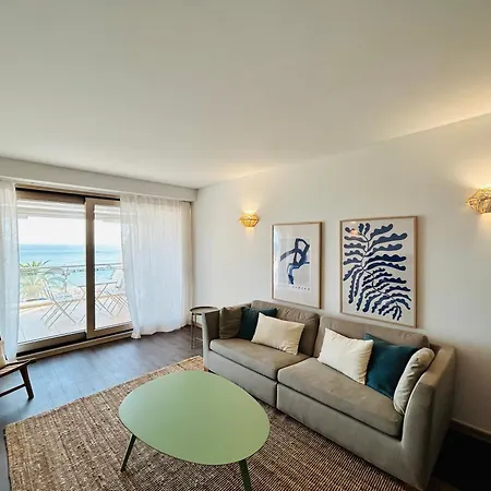 California Front Sesimbra